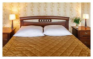 Номер с кроватью размера «king-size» в Отеле Hotel Mistral